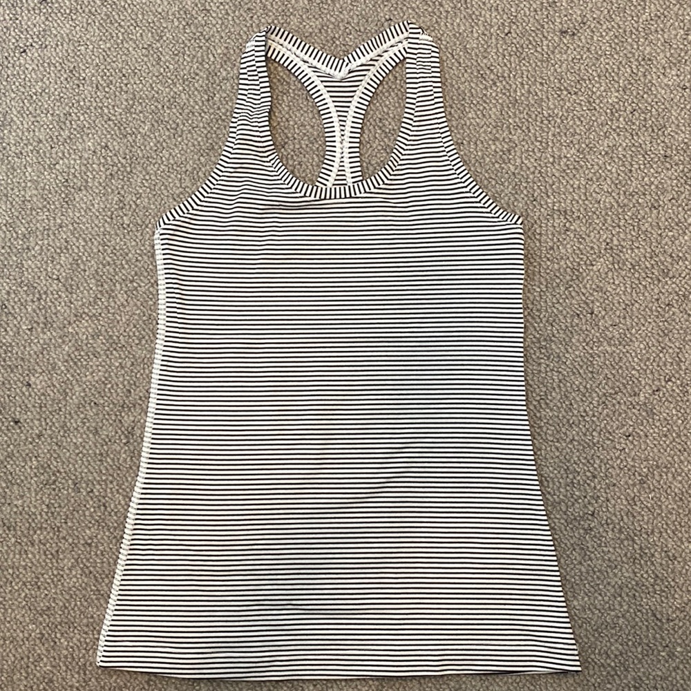 Lululemon Fitted Racerback Tank in Black/White Stripe Size 6